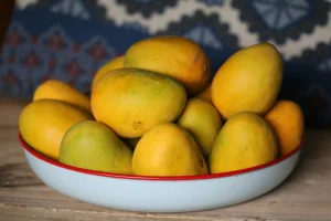 Health Benefits of Eating Fresh Mangoes